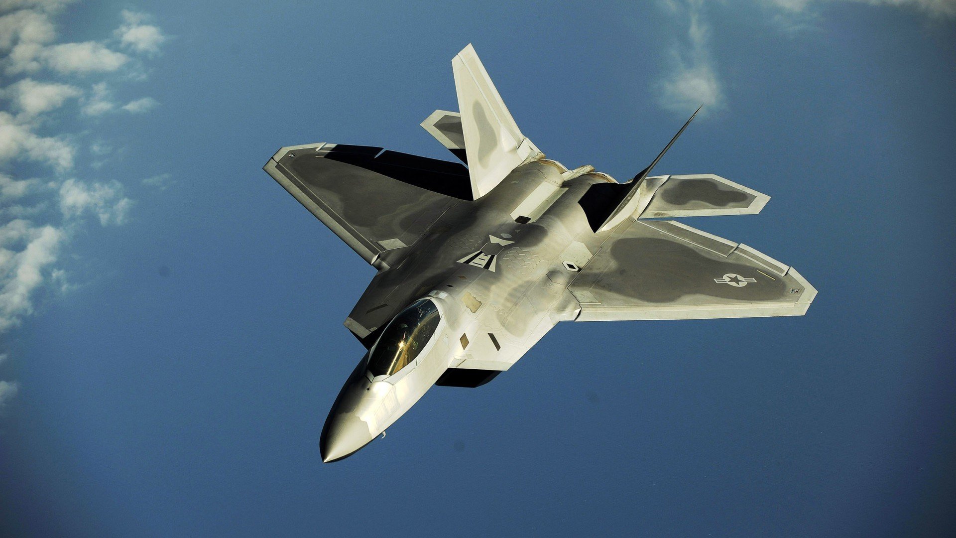 中小学体育课时增加实施效果显现，中小学体育课时长