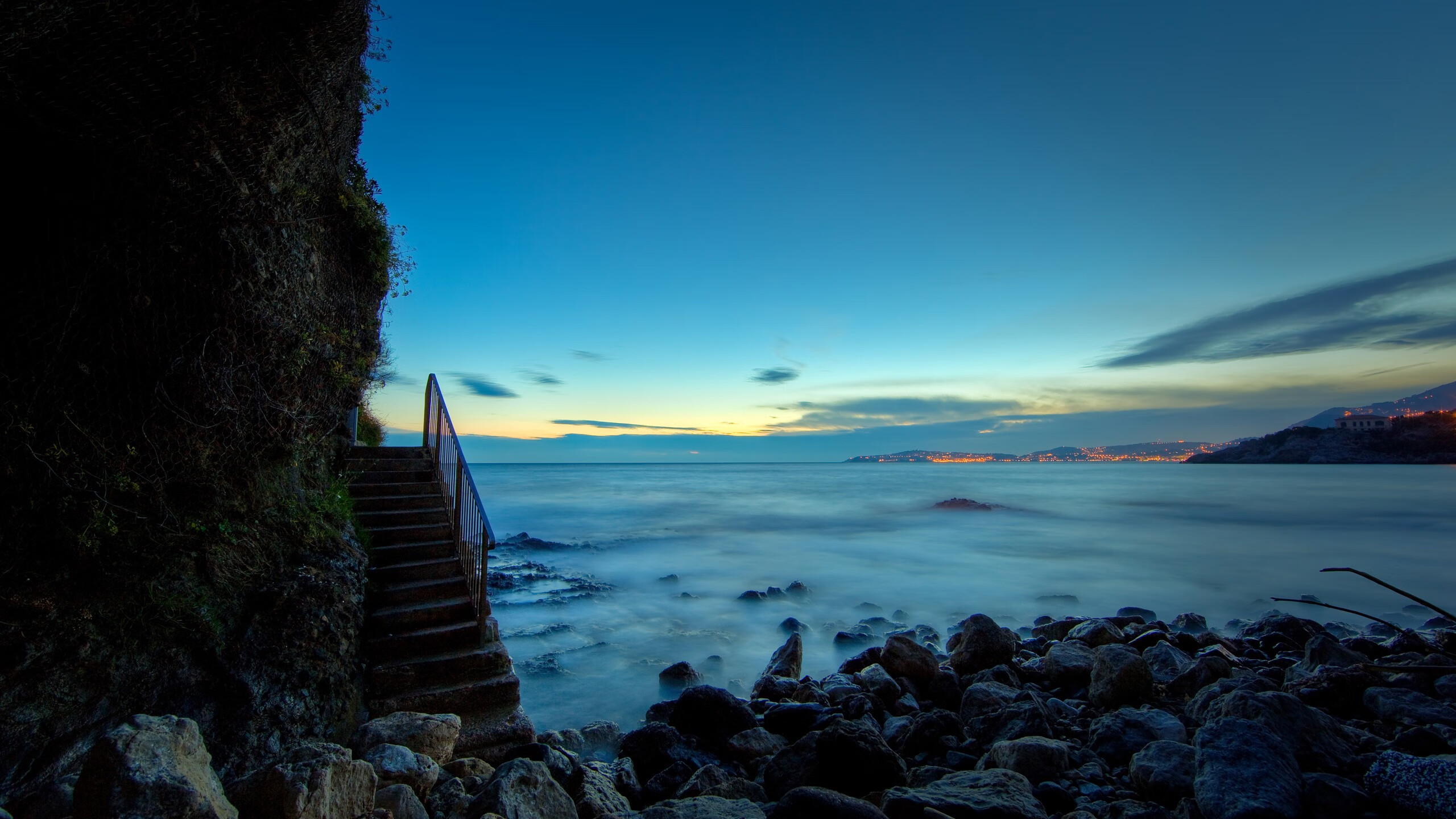 职业联赛薪资结构不合理,职业联赛靠什么赚钱